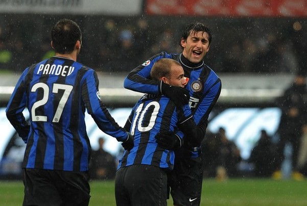 他比对手拥 他比对手拥